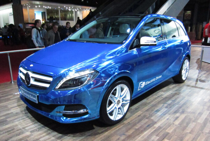Paris Motor Show Mercedes Removed From The Brand New B-class Luxury Hatchback